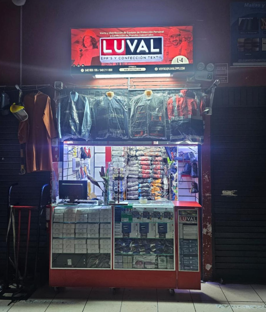 Stand LUVAL en el mercado Las Malvinas